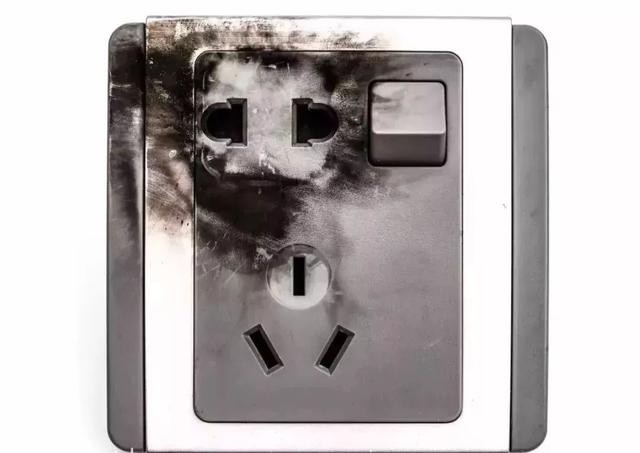 這些養(yǎng)老院消防安全知識你知道多少?(圖3) 這些養(yǎng)老院消防安全知識你知道多少?(圖3)