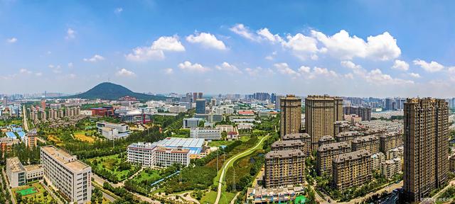 合肥市:“互融互嵌”讓養(yǎng)老服務便利可及(圖1) 合肥市:“互融互嵌”讓養(yǎng)老服務便利可及(圖1)